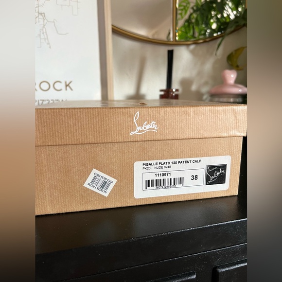 Christian Louboutin Pigalle Plato - Picture 13 of 14